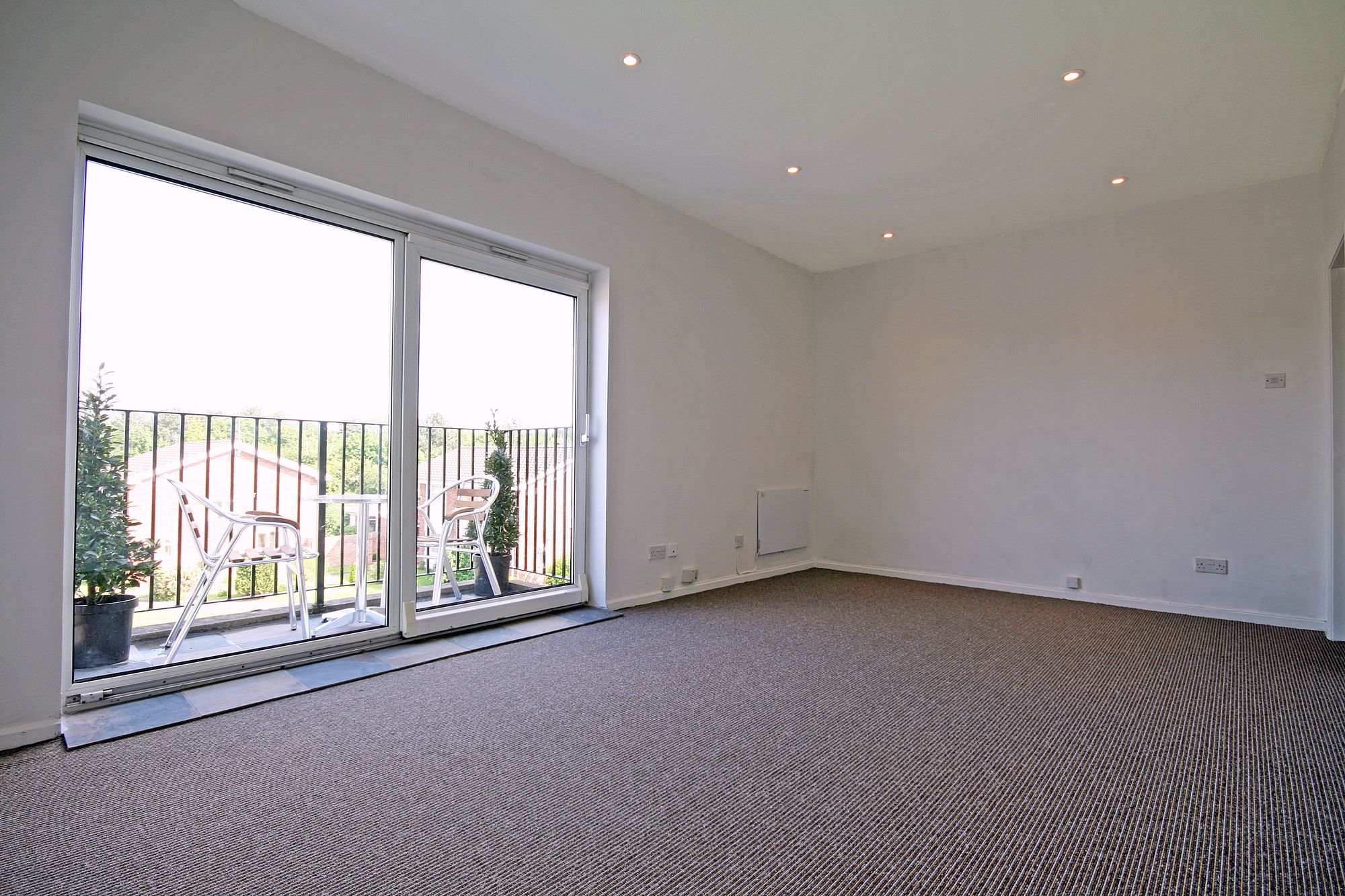 1 bed apartment for sale in Golden Vale, Churchdown, GL3 1
