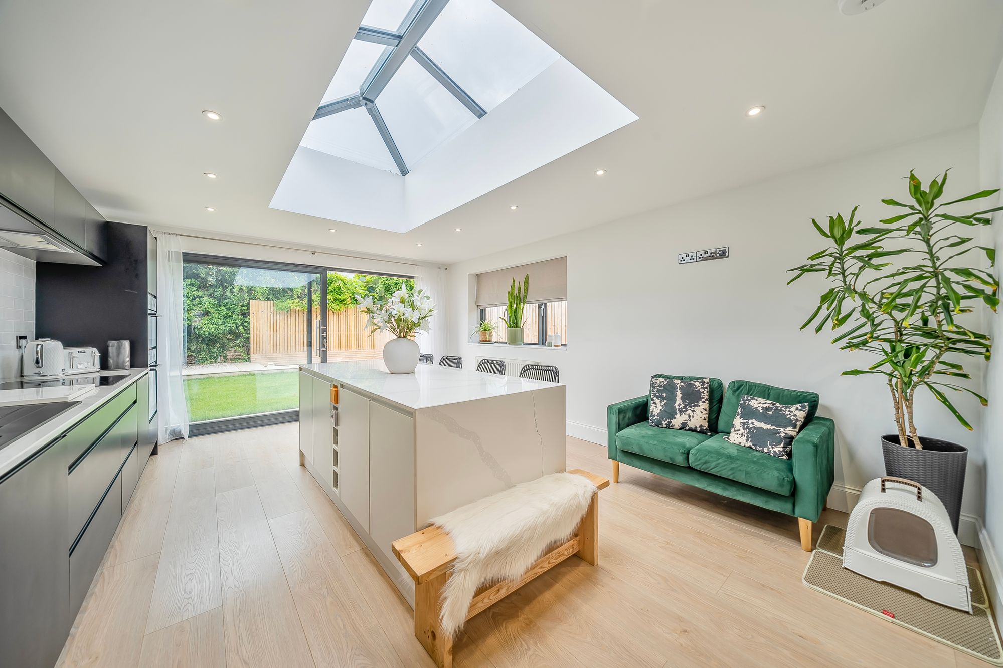 3 bed semi-detached house for sale in Stanton Road, Mitton, GL20  - Property Image 4