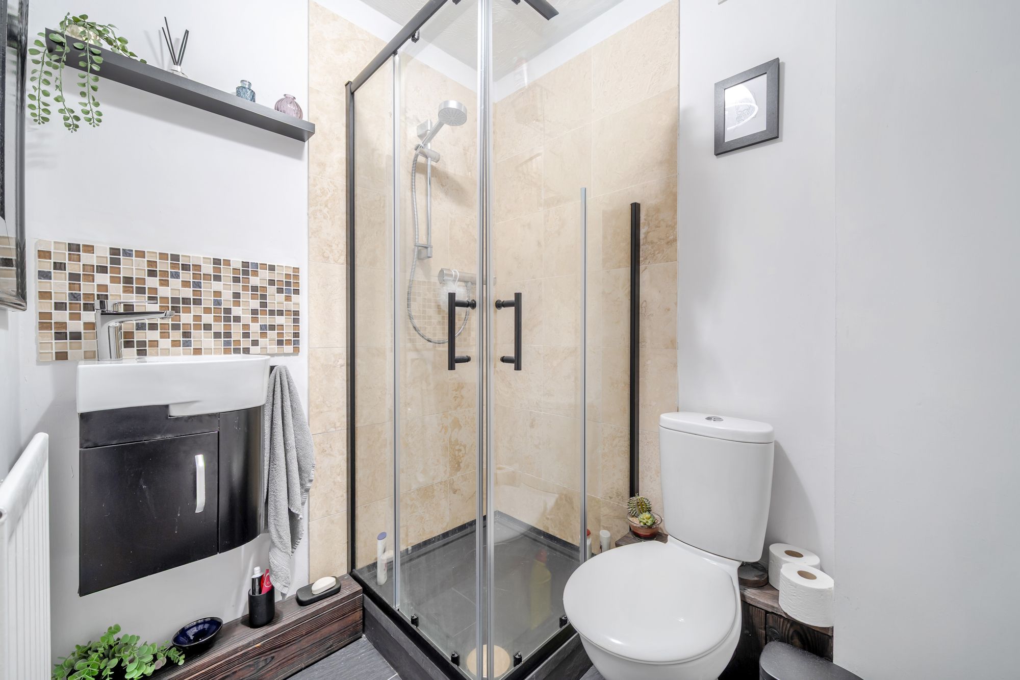 4 bed detached house for sale in Courtney Close, Stonehills, Tewkesbury, GL20 12