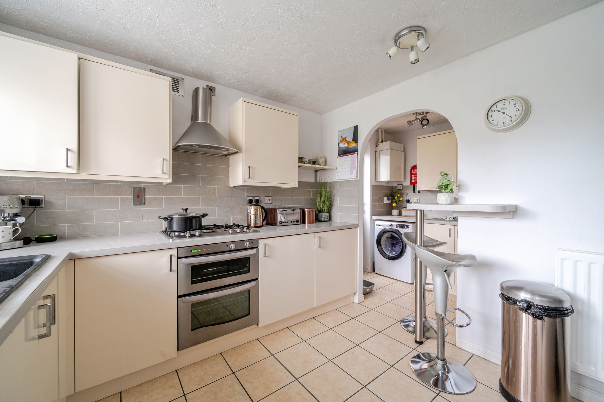 4 bed detached house for sale in Courtney Close, Stonehills, Tewkesbury, GL20 8