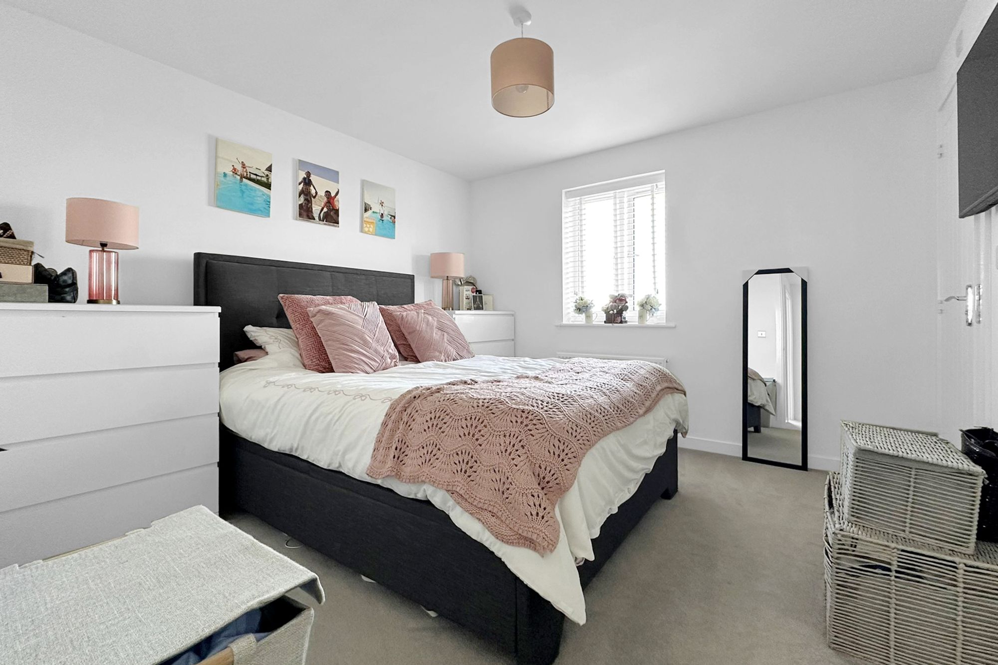 5 bed detached house for sale in Avellana Way, Ashchurch, GL20  - Property Image 10