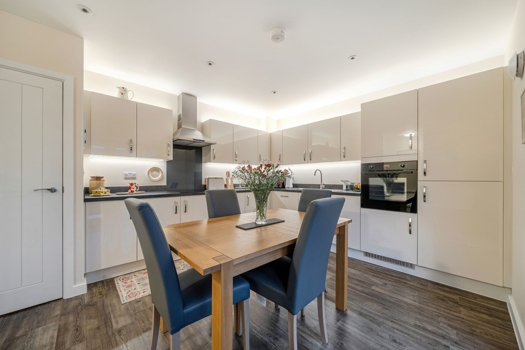 3 bed detached house for sale in Bluebell Road, Walton Cardiff, GL20  - Property Image 6