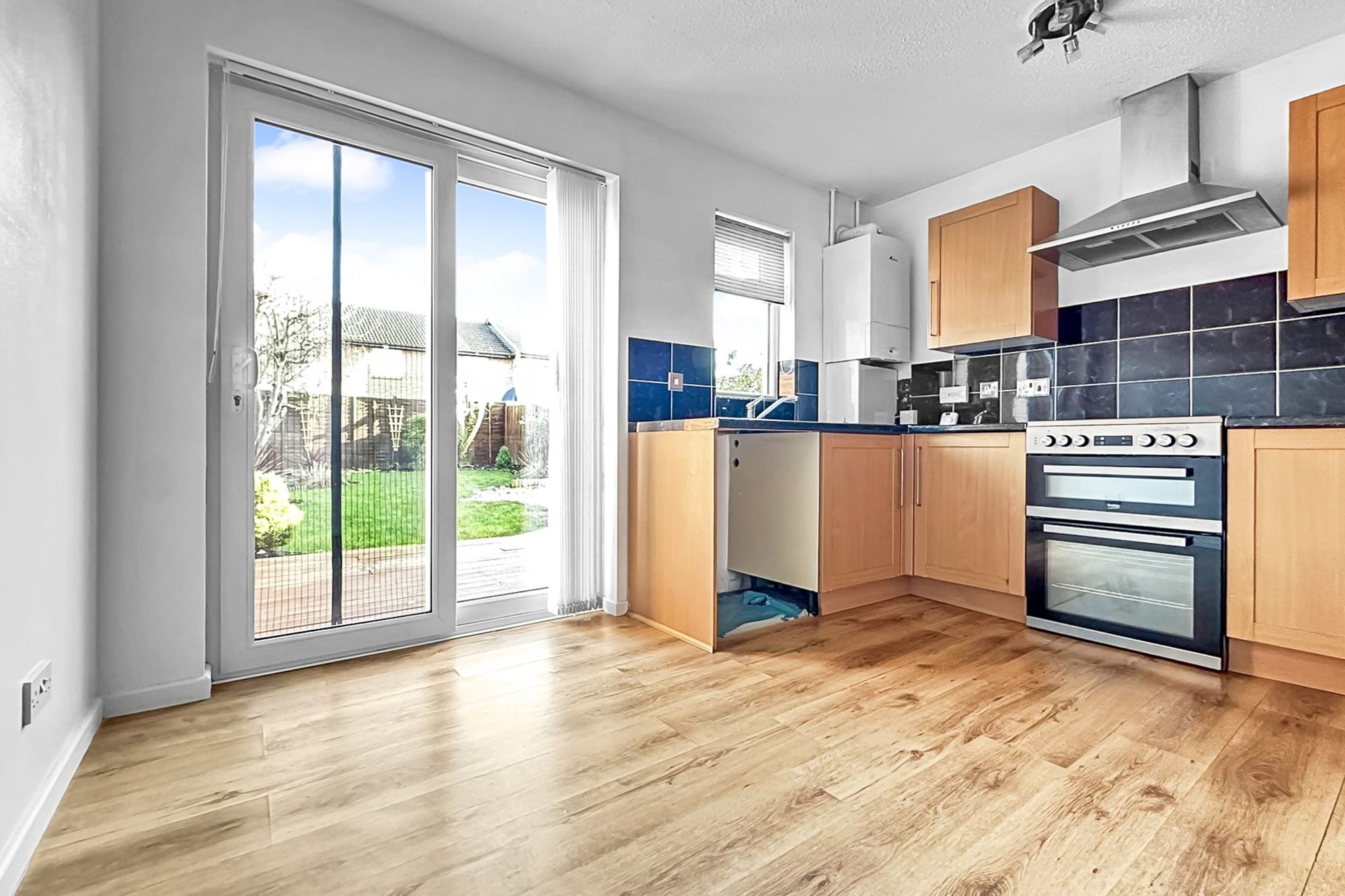 2 bed terraced house to rent in Horsley Close, Abbeymead, GL4  - Property Image 2