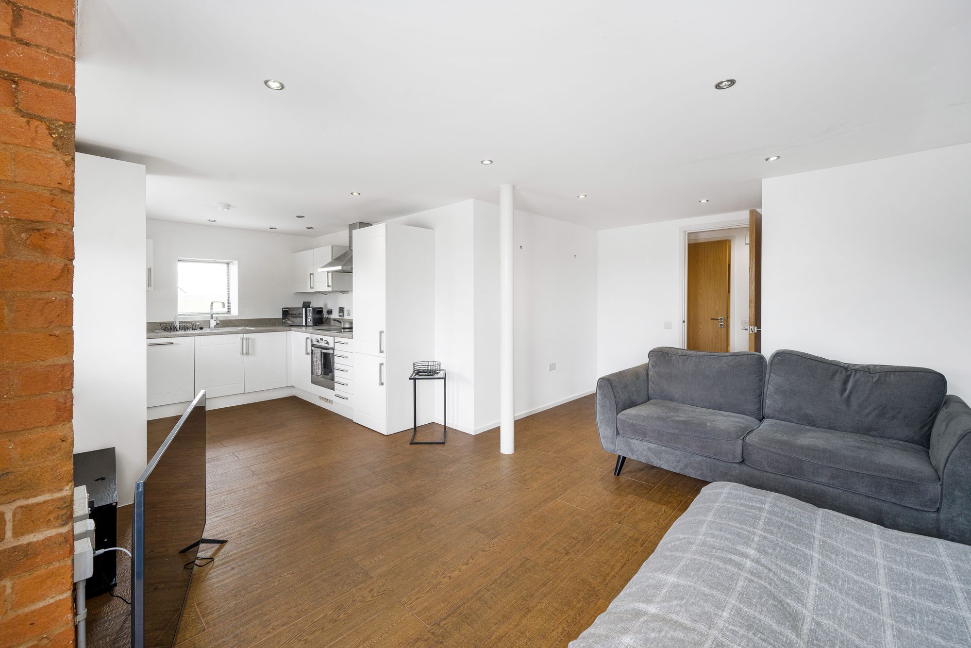 2 bed apartment to rent in Lock Warehouse, Severn Road, The Docks, GL1 1