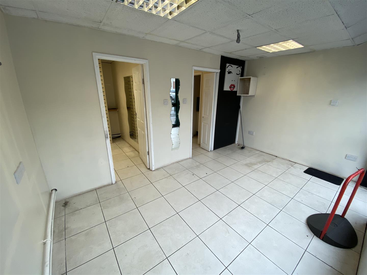 Retail property (high street) to rent in Foleshill Road, Coventry - Property Image 5