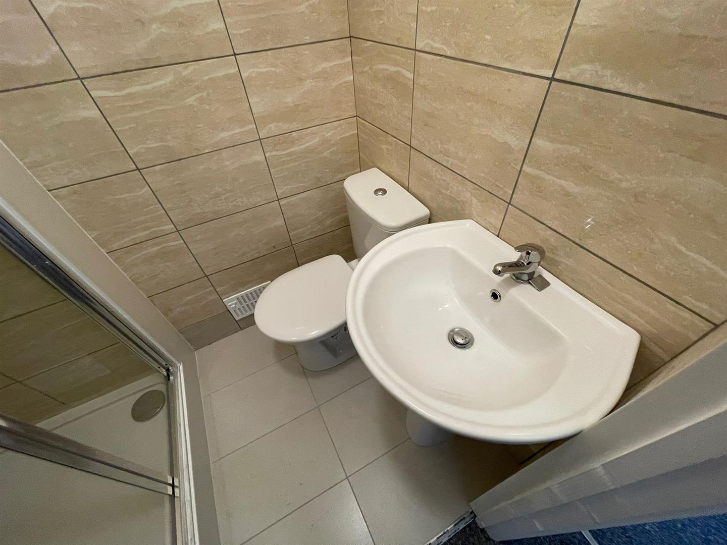 3 bed house to rent in Bolingbroke Road, Coventry 10