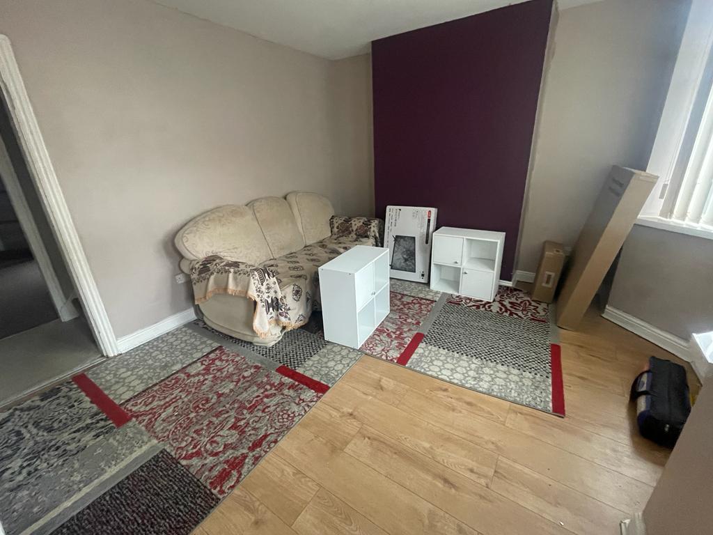 2 bed terraced house to rent in Arbury Avenue, Coventry 2