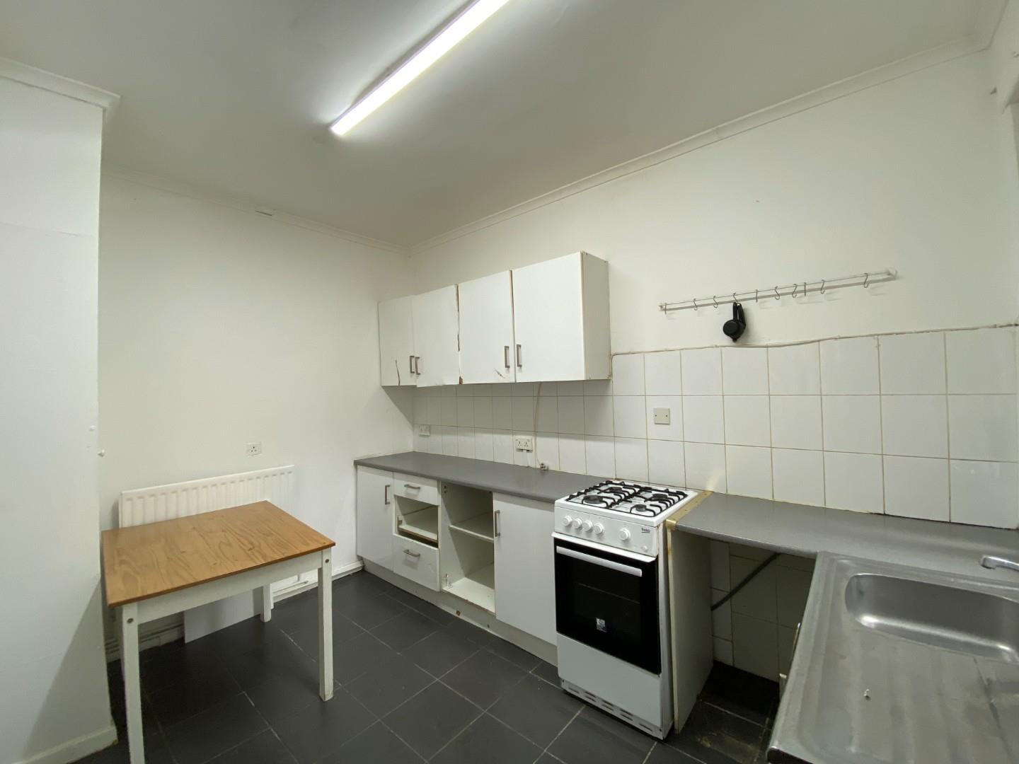 3 bed house to rent in Kensington Road, Coventry 3
