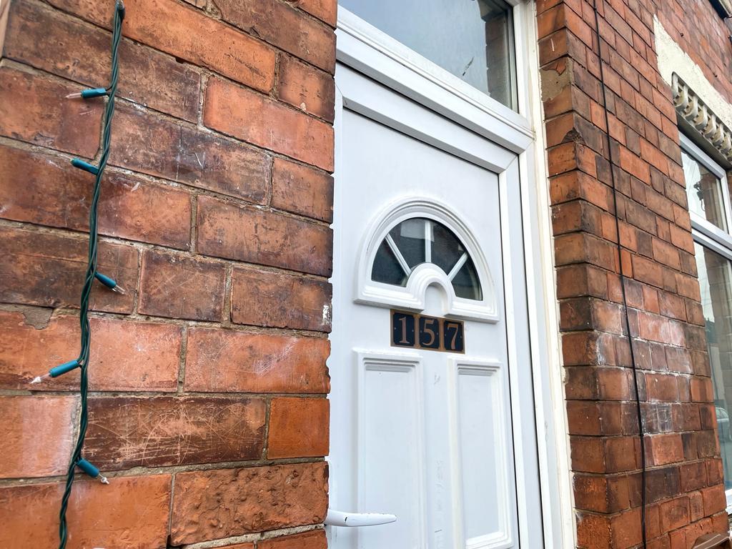 3 bed terraced house to rent in Grange Road, Coventry - Property Image 1
