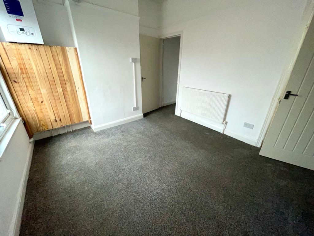 3 bed terraced house to rent in Grange Road, Coventry 5
