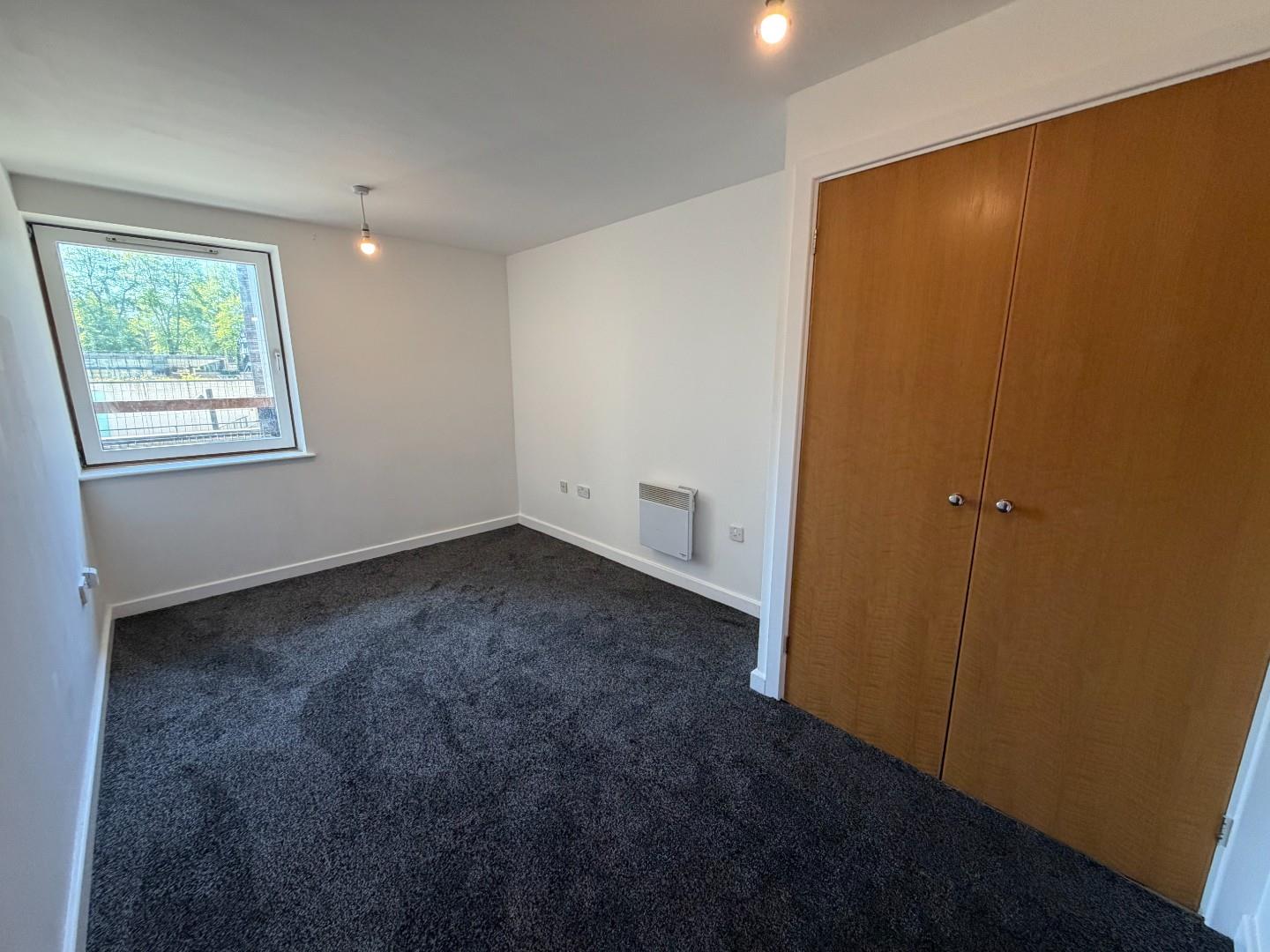 2 bed flat to rent in Priory Place, Coventry 5