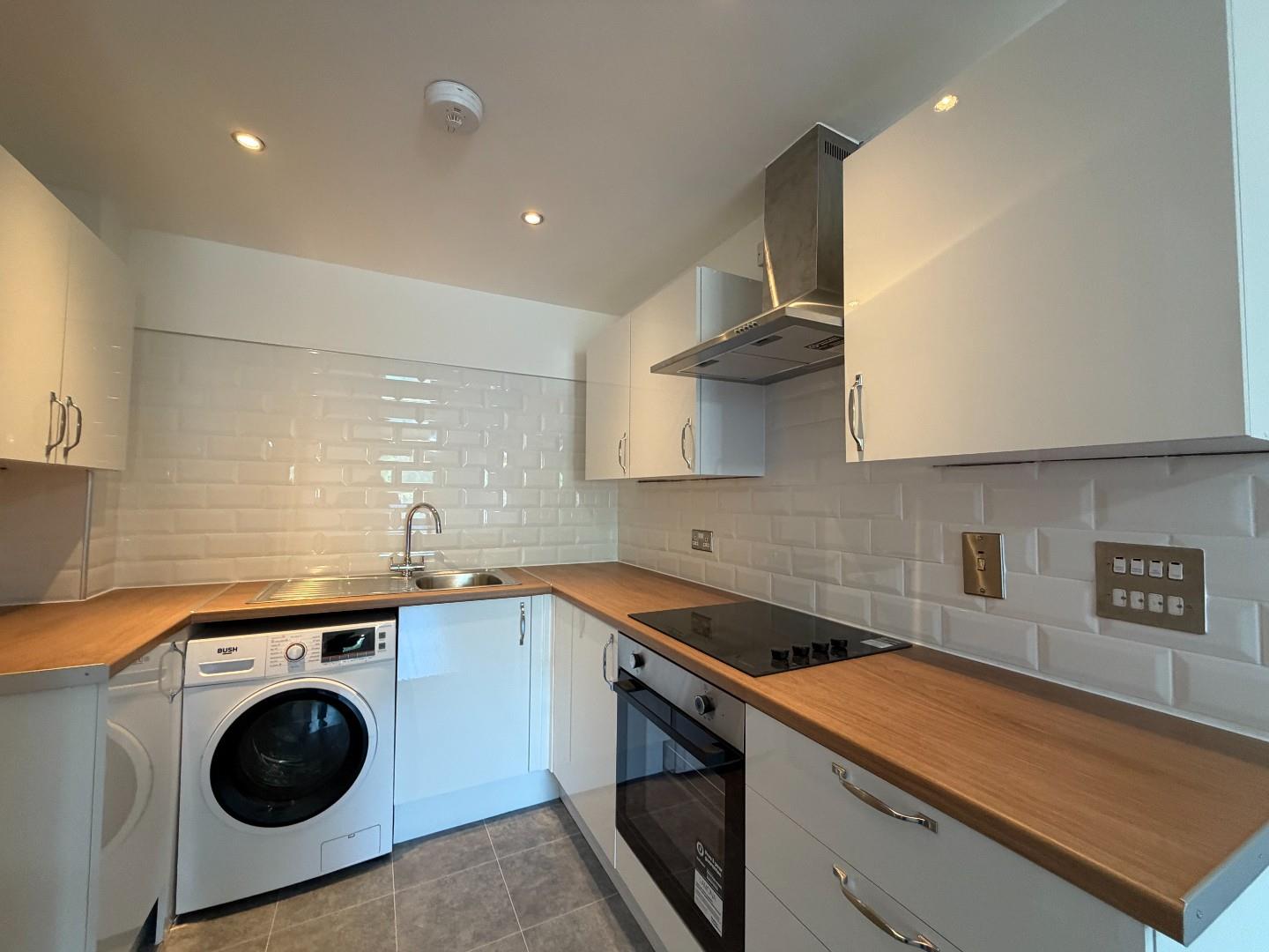 2 bed flat to rent in Priory Place, Coventry 1