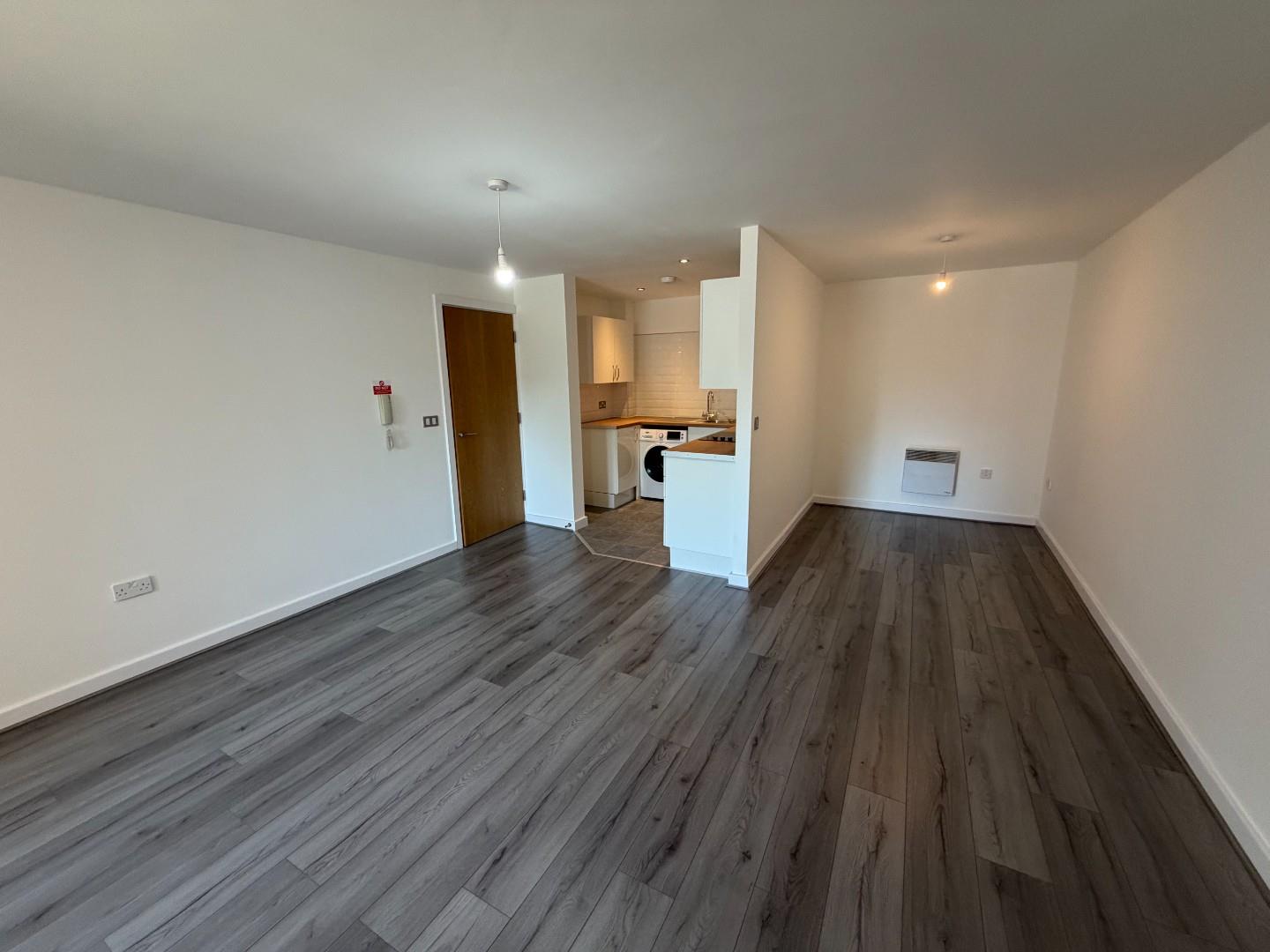 2 bed flat to rent in Priory Place, Coventry 3