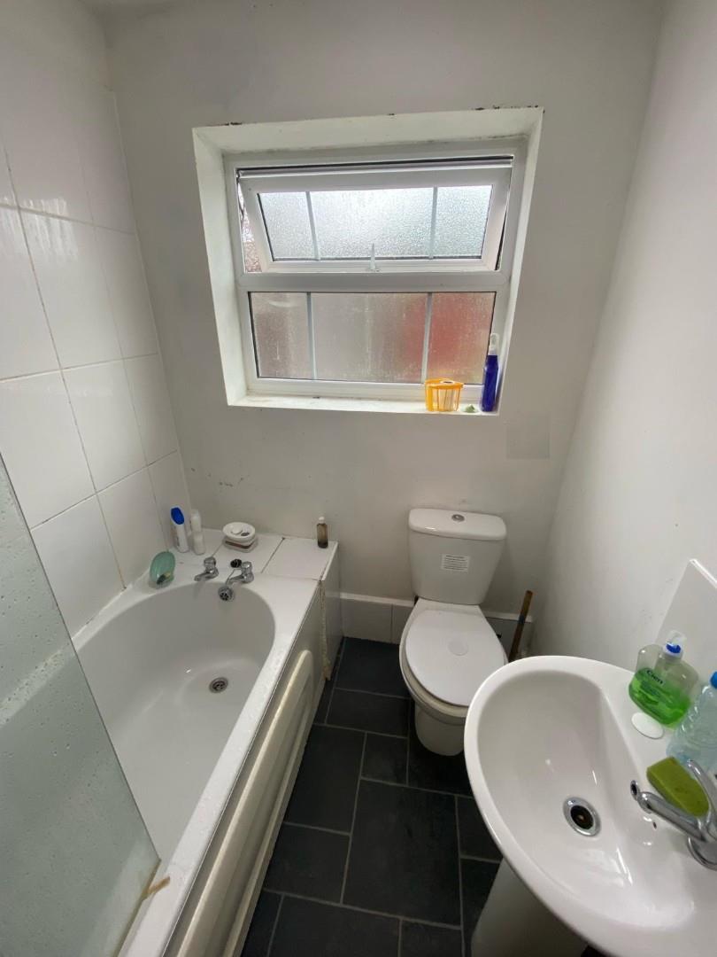 2 bed terraced house to rent in Caludon Road, Coventry 8