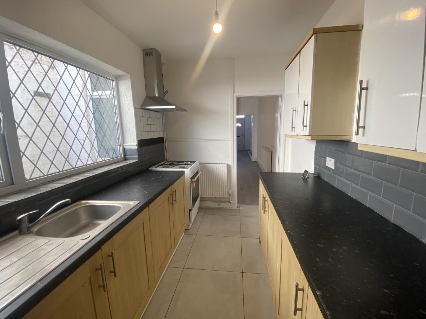 3 bed terraced house to rent in Park Street, Coventry 4