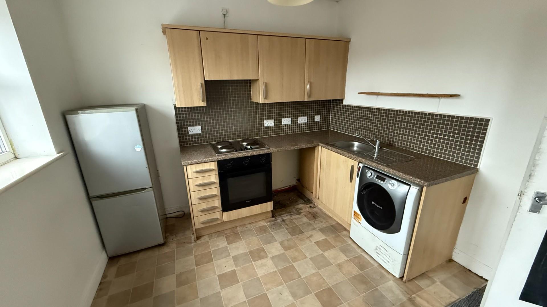 2 bed flat for sale in Brickhouse Lane South, Tipton 1