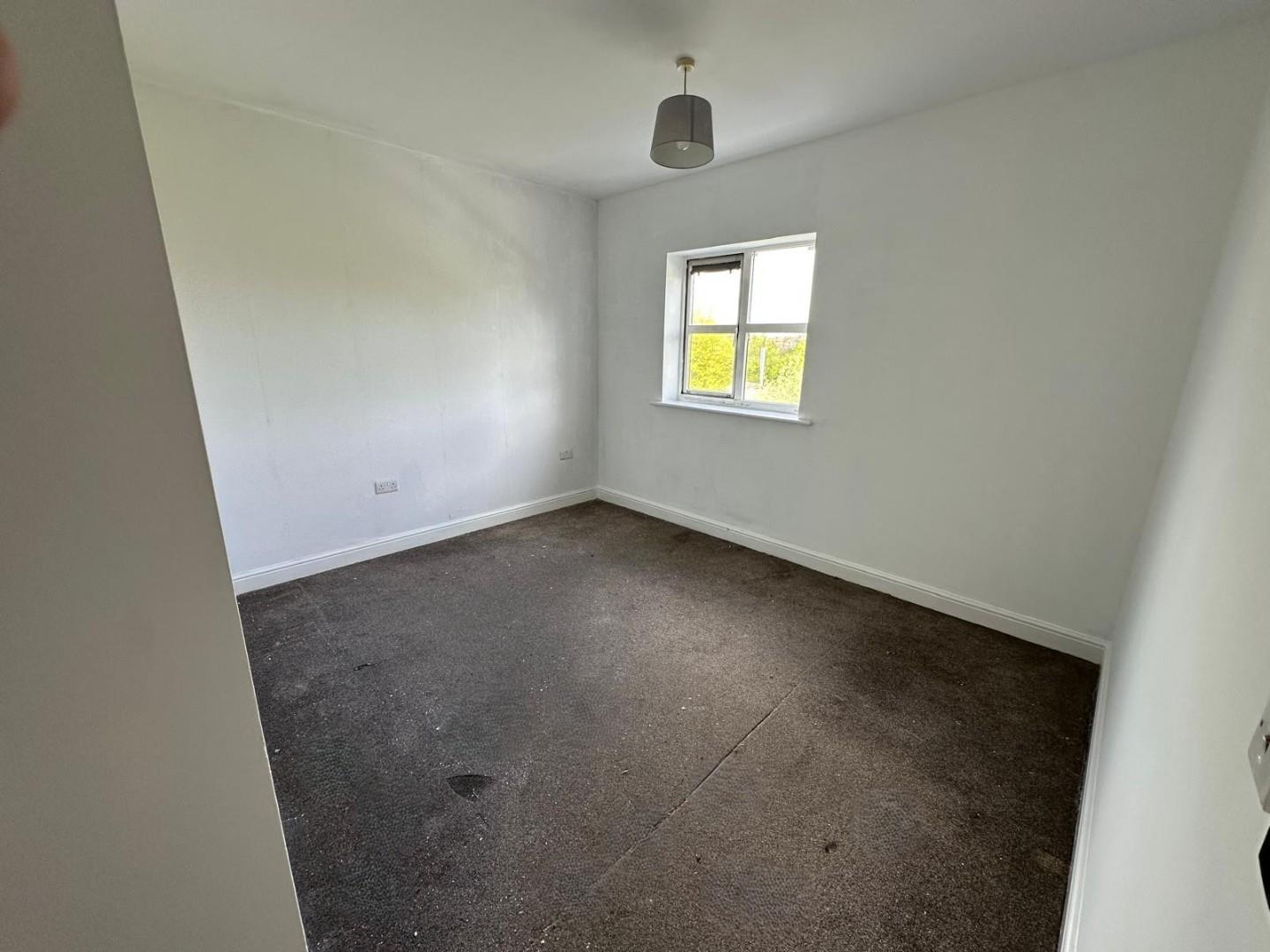 2 bed flat for sale in Brickhouse Lane South, Tipton 4