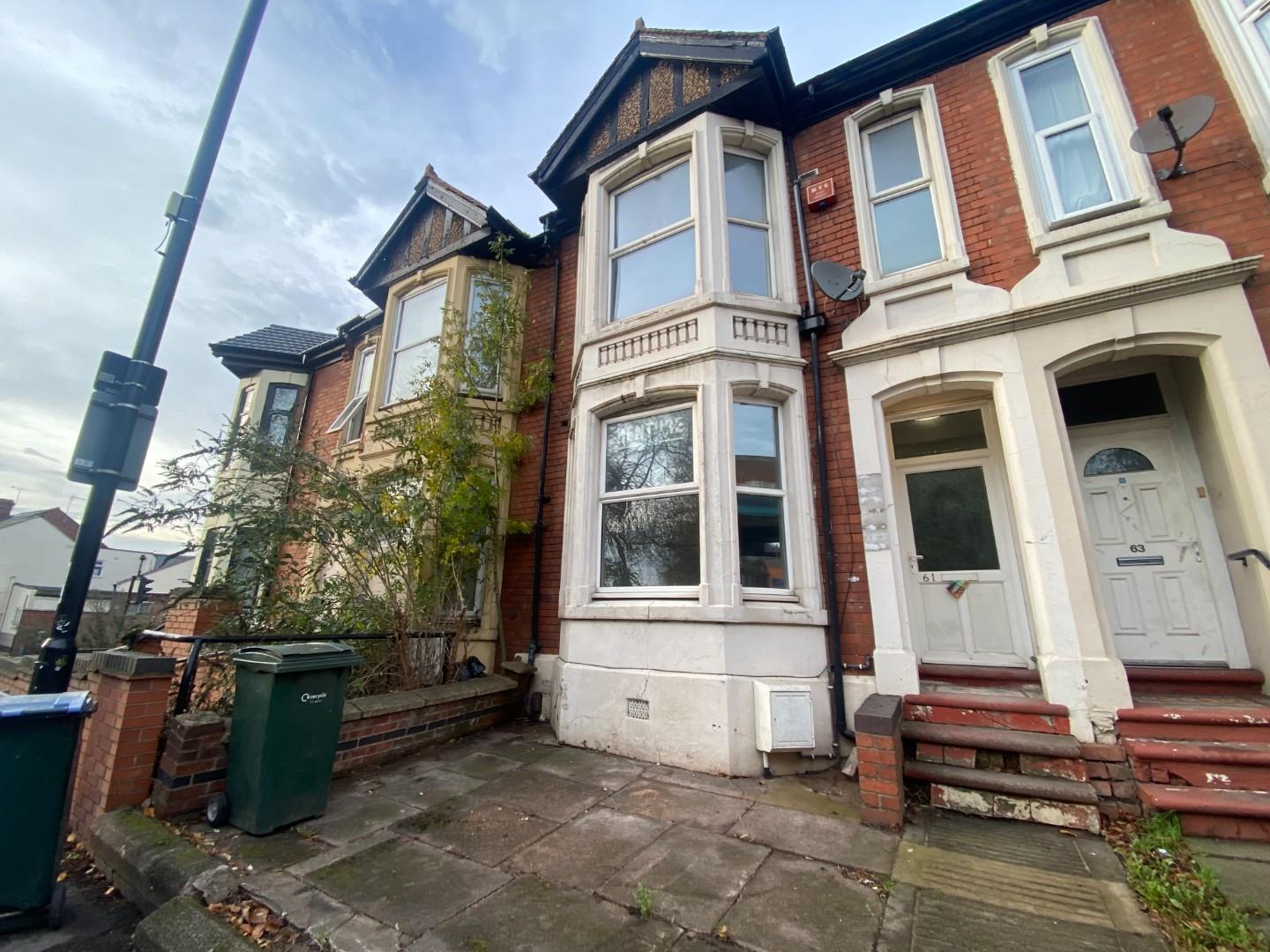 2 bed flat to rent in Walsgrave Road, Coventry - Property Image 1