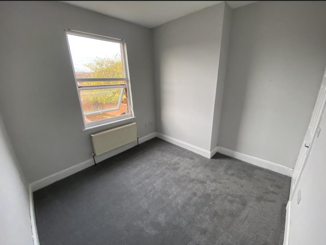 2 bed flat to rent in Walsgrave Road, Coventry 2