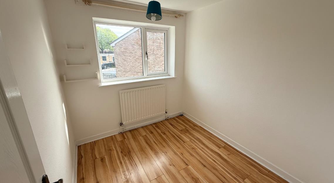 3 bed house to rent in Carver Close, Coventry 5