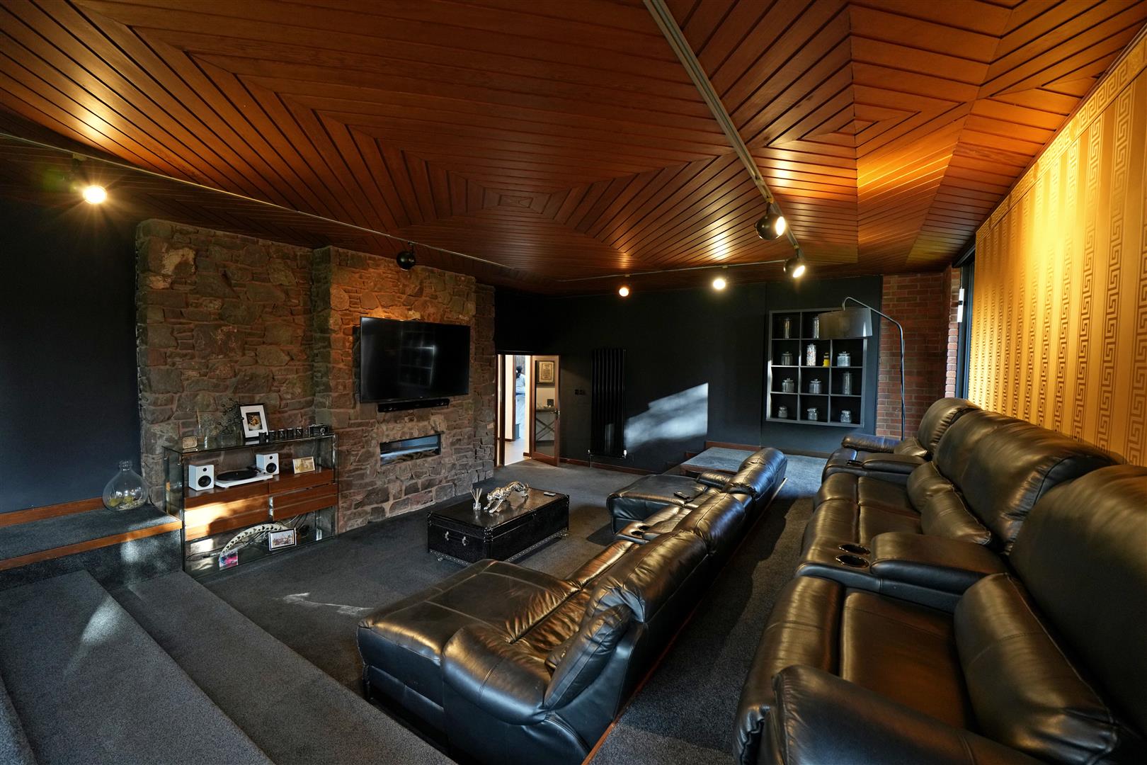 5 bed detached bungalow for sale in Davenport Road, Coventry  - Property Image 7