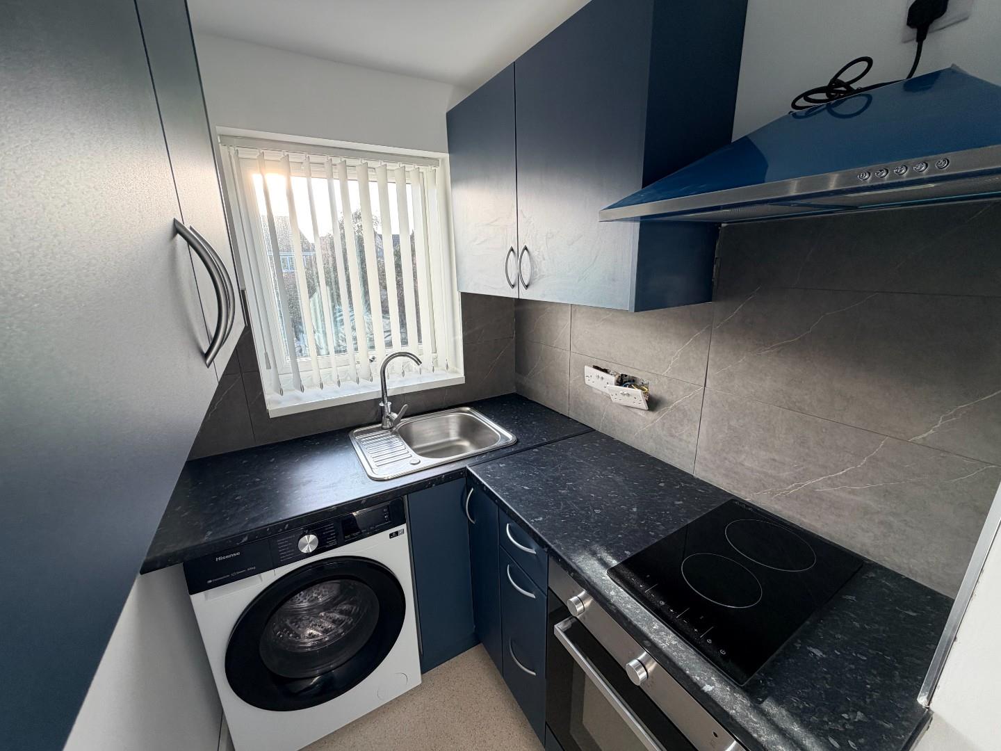 1 bed studio flat to rent in Old Church Road, Coventry  - Property Image 3