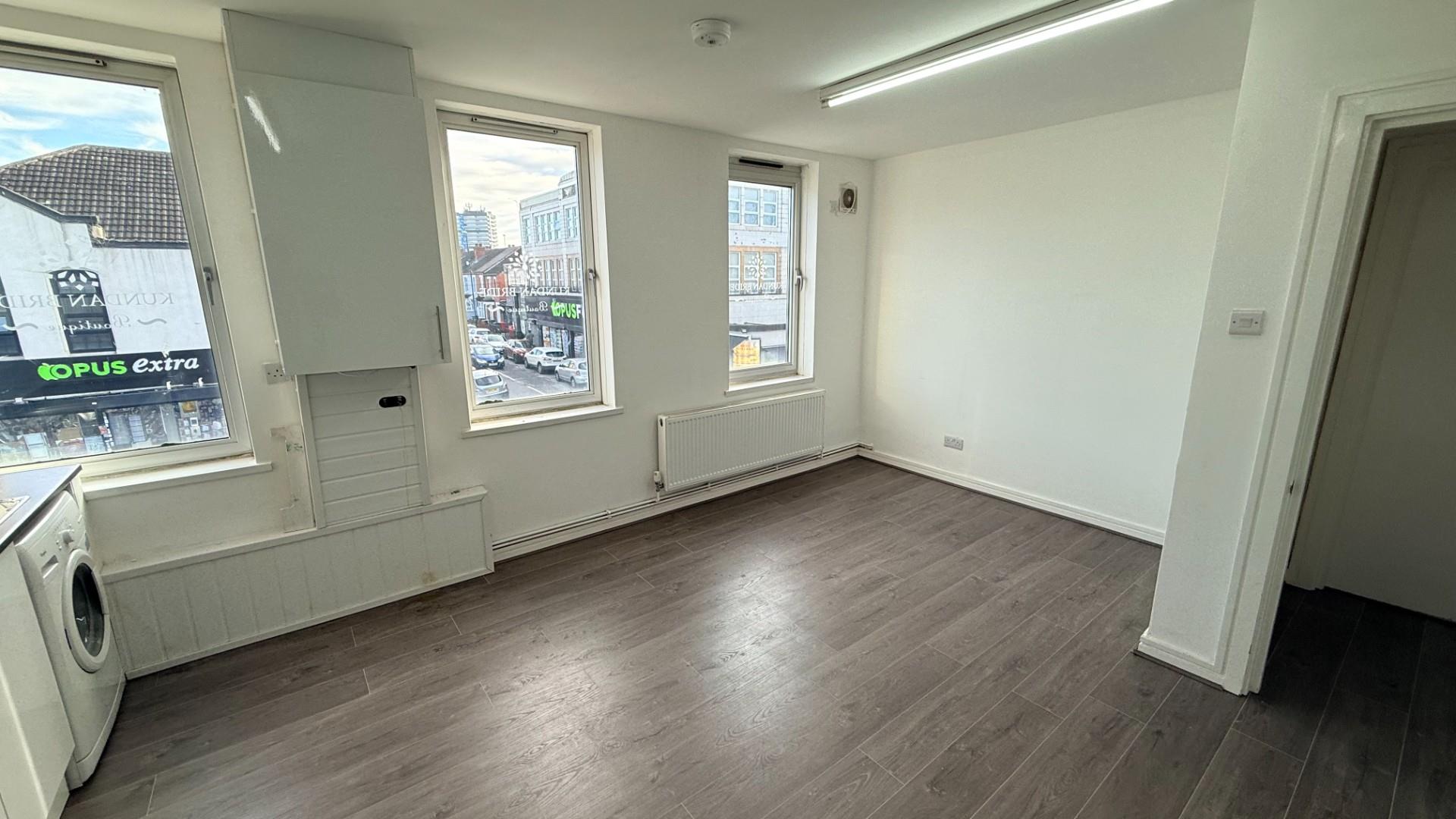 Retail property (high street) to rent in Foleshill Road, Coventry  - Property Image 2