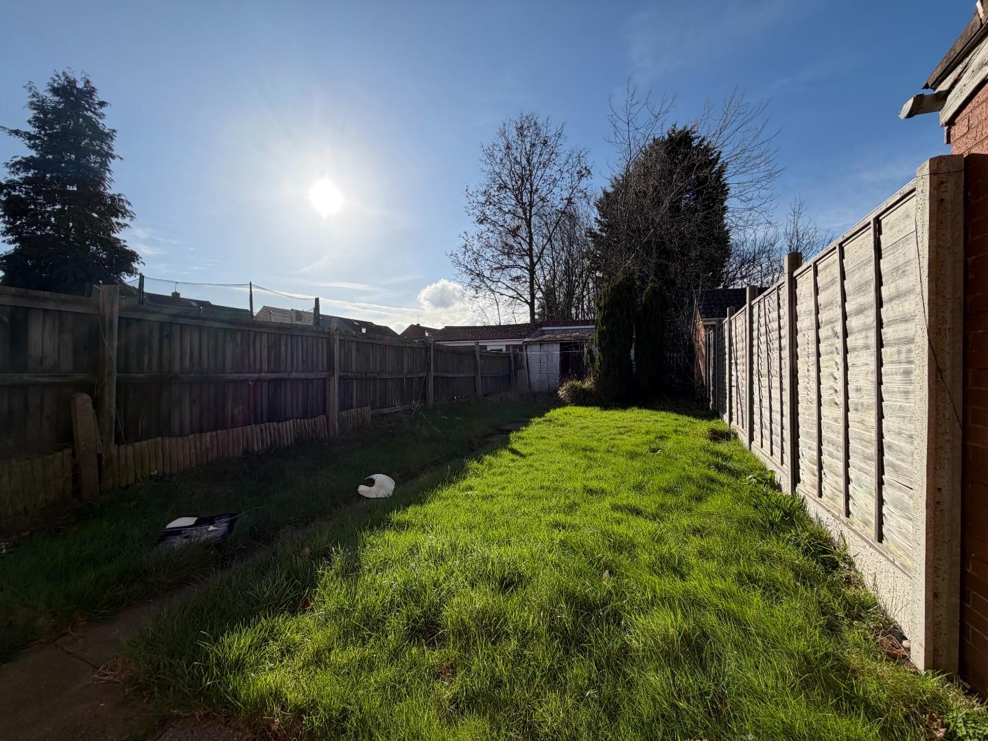 3 bed house to rent in Beake Avenue, Coventry 10