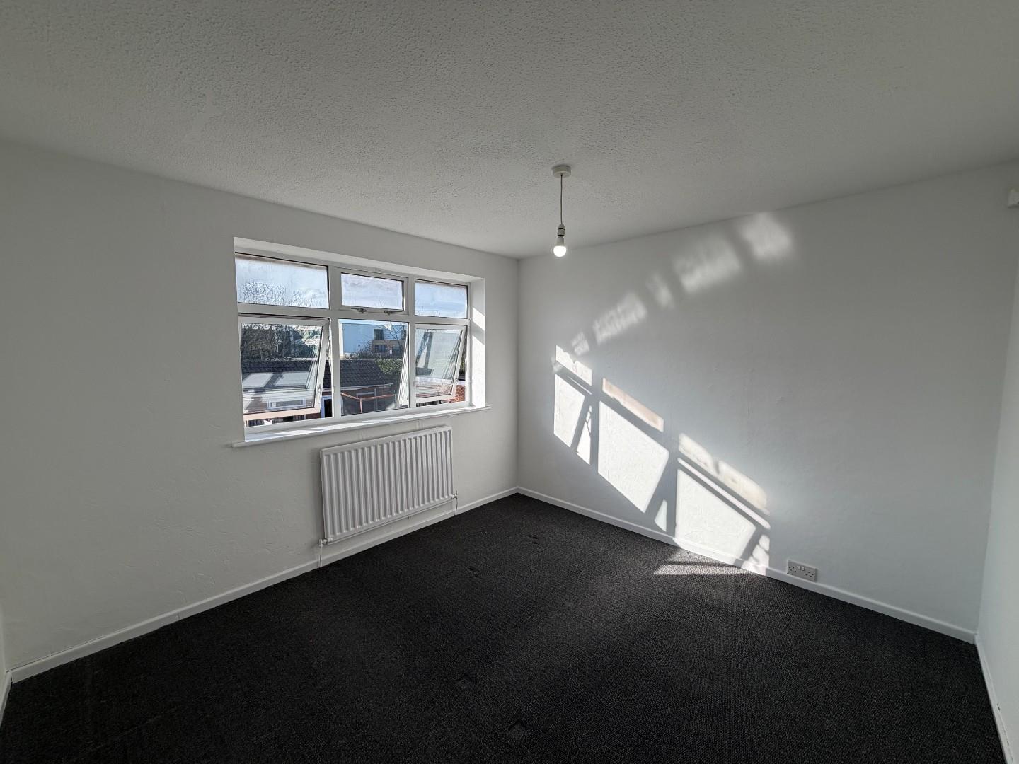 3 bed house to rent in Beake Avenue, Coventry 4