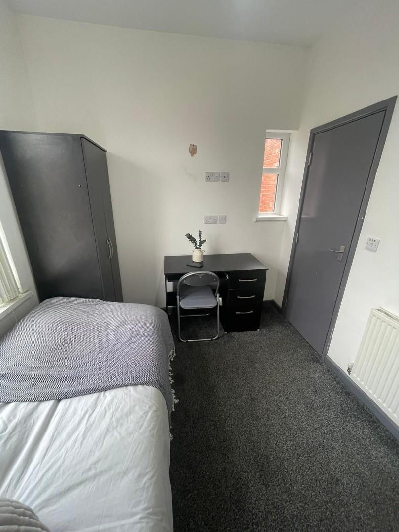 1 bed house share to rent in Harefield Road, Coventry - Property Image 1