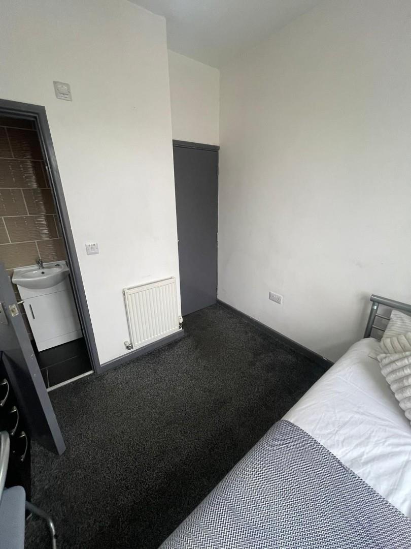 1 bed house share to rent in Harefield Road, Coventry 8