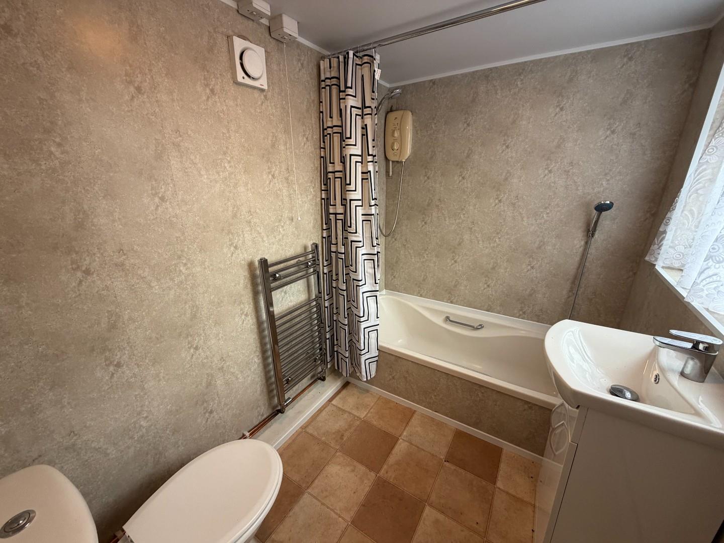 2 bed terraced house to rent in Aldbourne Road, Coventry  - Property Image 3