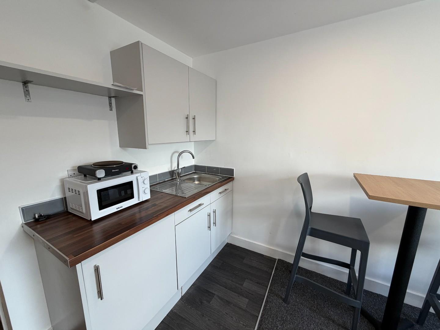 1 bed flat to rent in Lower Holyhead Road, Coventry  - Property Image 2