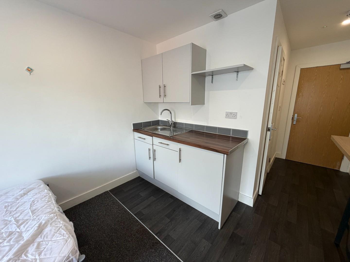 1 bed flat to rent in Lower Holyhead Road, Coventry  - Property Image 3