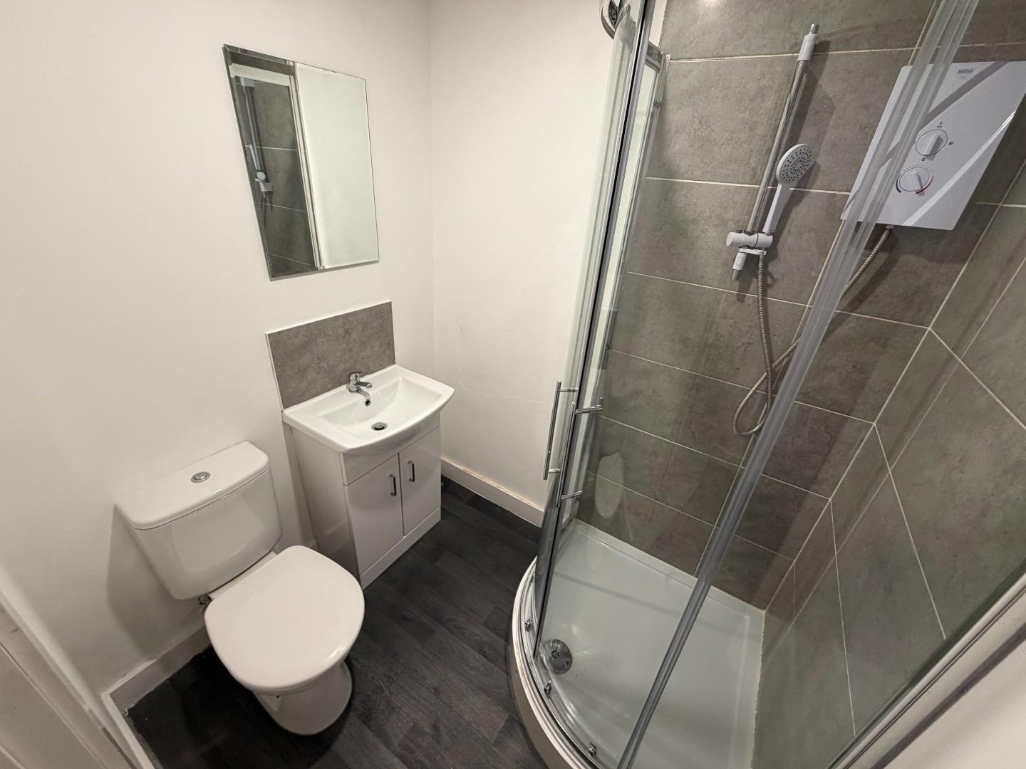 1 bed flat to rent in Lower Holyhead Road, Coventry 3