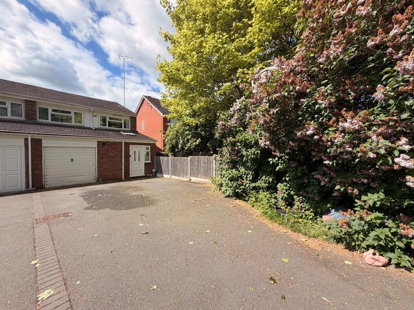3 bed semi-detached house to rent in Alfriston Road, Coventry - Property Image 1