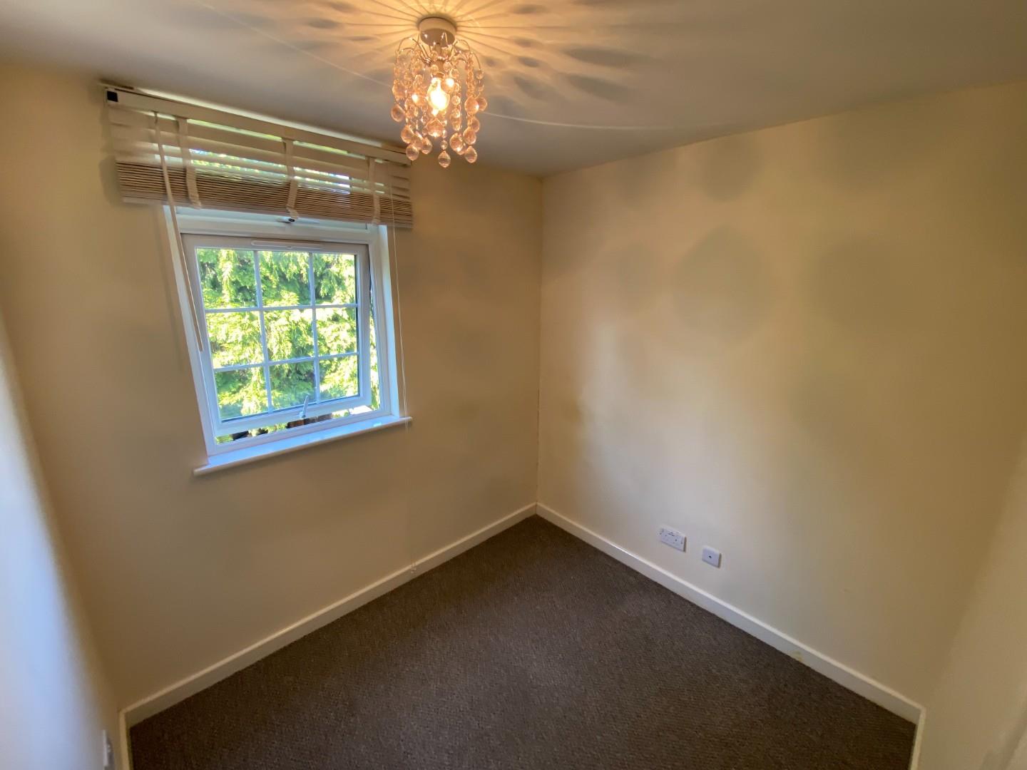 3 bed end of terrace house to rent in Agincourt Road, Coventry 3