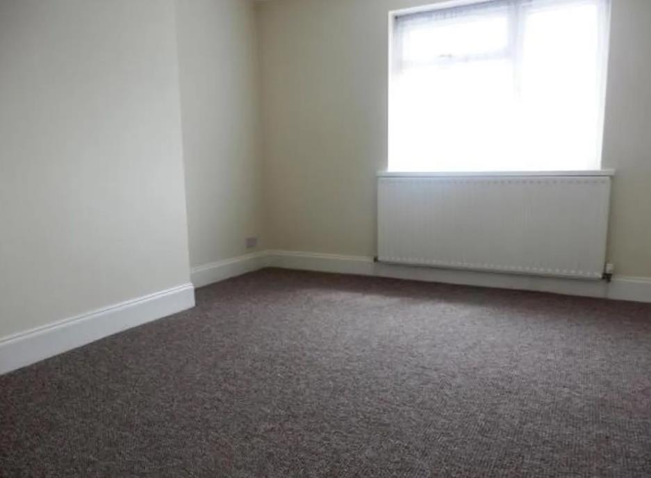 2 bed semi-detached house to rent in Johnson Road, Bedworth 5