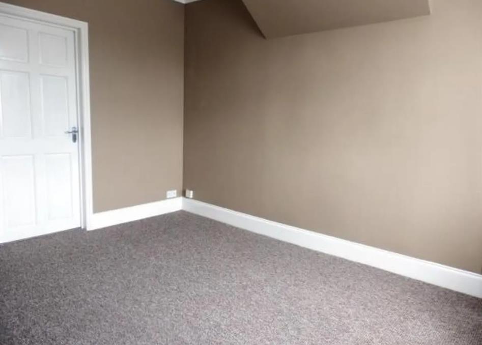 2 bed semi-detached house to rent in Johnson Road, Bedworth 2