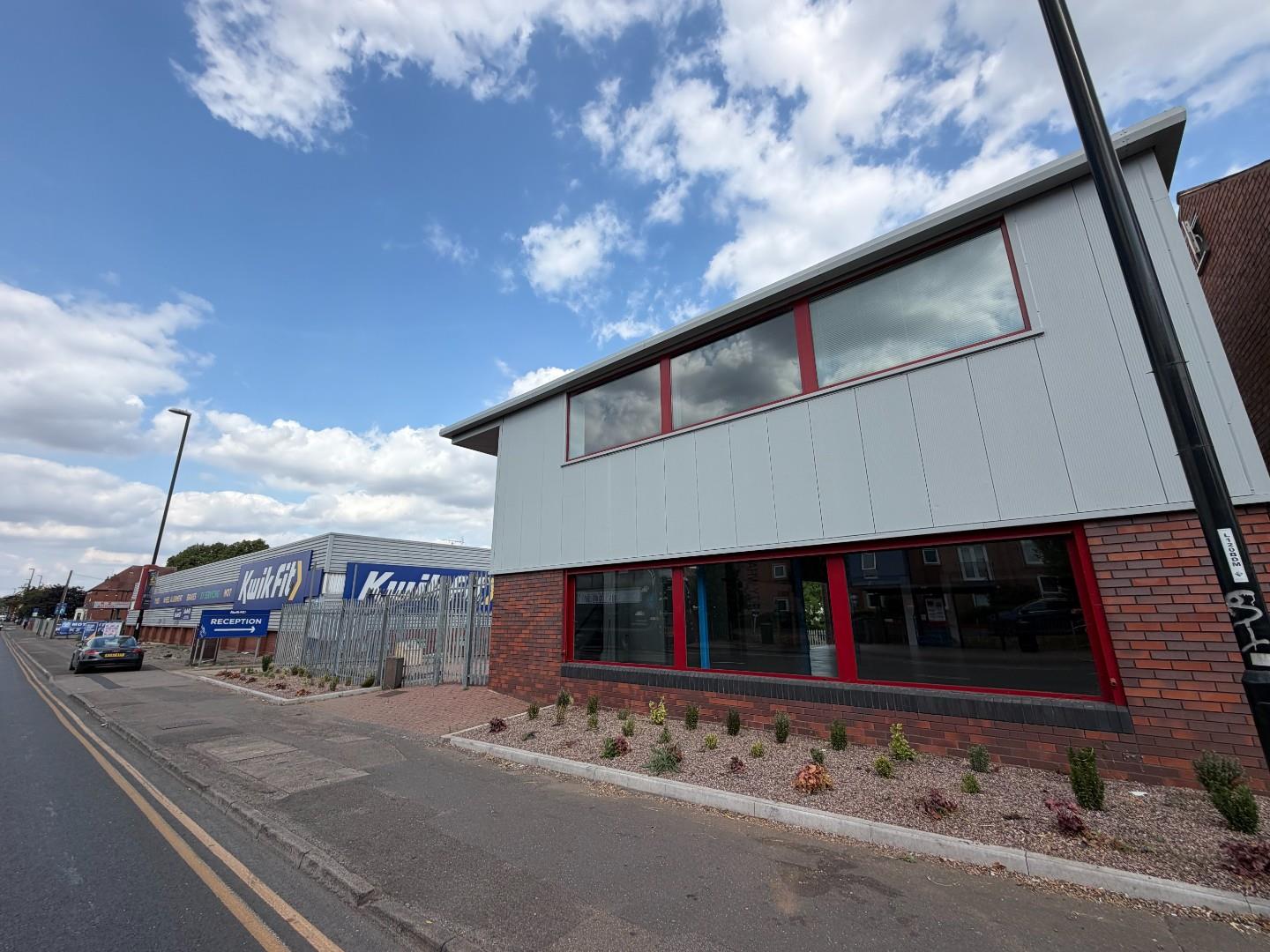 Retail property (high street) to rent in Foleshill Road, Coventry - Property Image 2