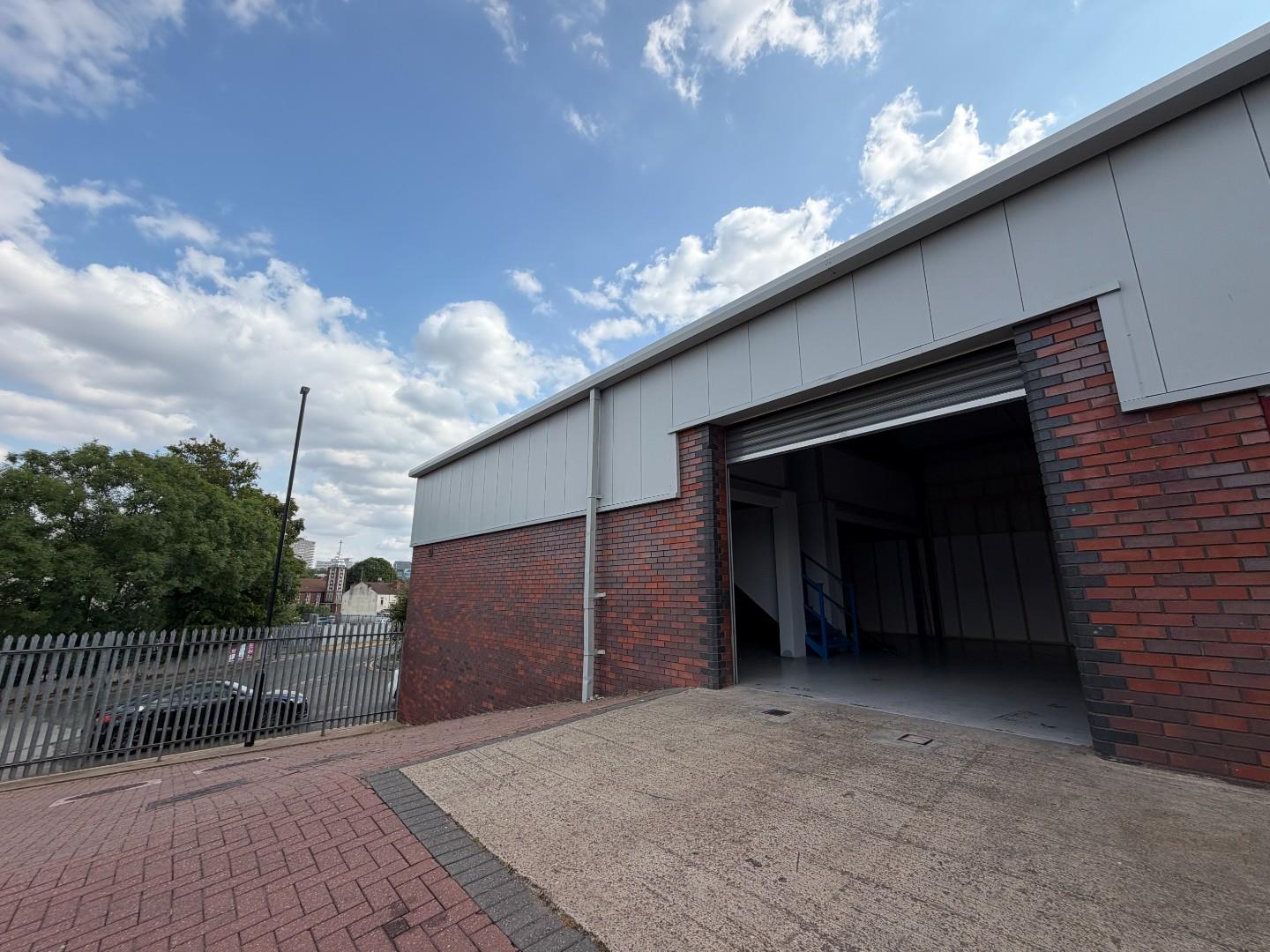 Retail property (high street) to rent in Foleshill Road, Coventry 8