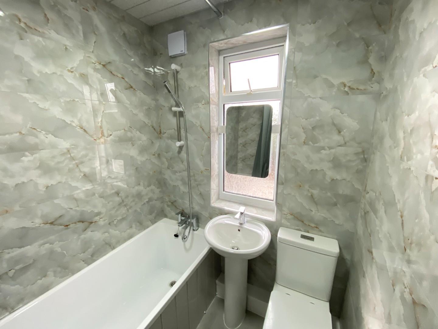 3 bed terraced house to rent in Mellowdew Road, Coventry  - Property Image 2