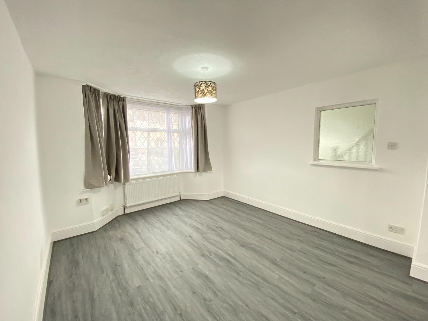 3 bed terraced house to rent in Mellowdew Road, Coventry  - Property Image 5